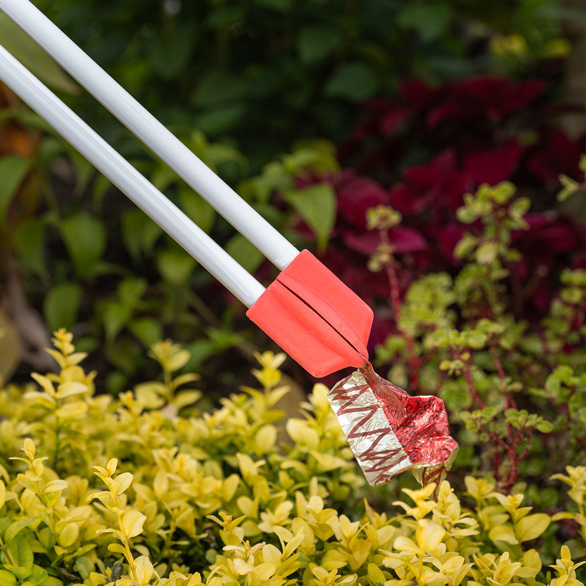 Ranger Max Straight heavy duty litter pickers UK.
